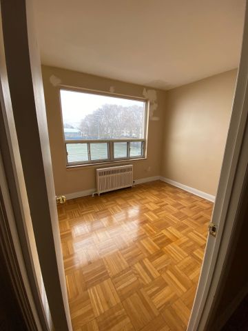 For Lease - 2135 Avenue Road Unit# 207, Toronto, Ontario - Photo 2