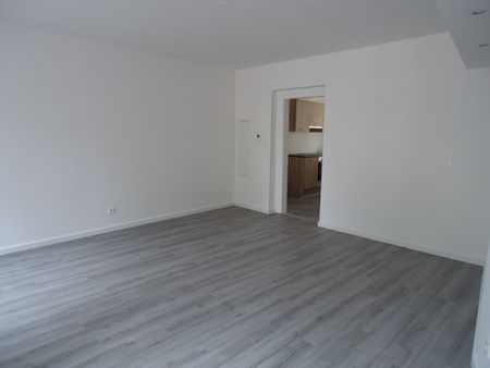 Location Appartement 1 pièce 37m² SELESTAT 67600 - Photo 2