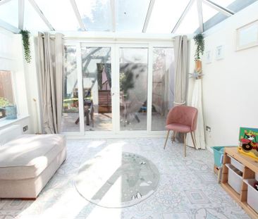 3 bedroom semi-detached house to rent - Photo 5