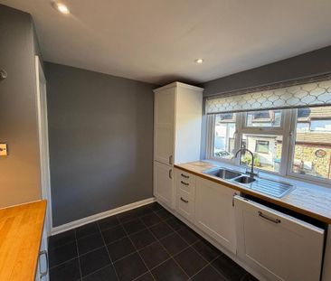 2 bedroom townhouse to rent - Photo 5