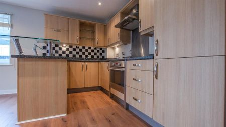 2 bedroom apartment to rent - Photo 4