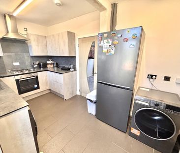 2 bedroom house to rent - Photo 1