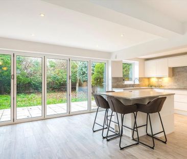 5 bedroom semi-detached house to rent - Photo 6