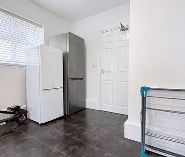 BassStreet, DERBY - Photo 3