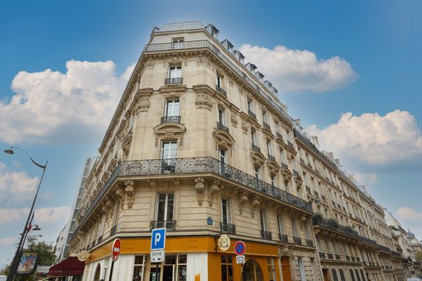 location Appartement T4 DE 102.45m² À PARIS - Photo 1