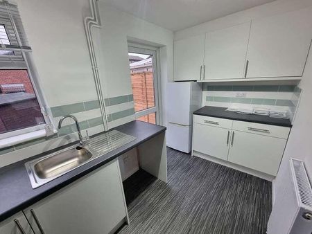 Linnet Close, Wellingborough, Northamptonshire, NN8 - Photo 4