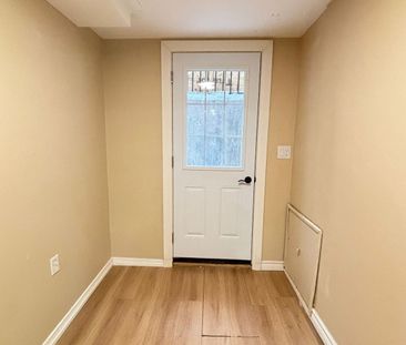 359 Salisbury Lane #Basement - Photo 2