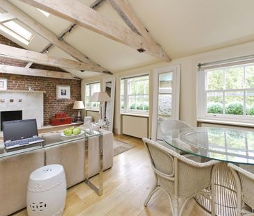 Hyde Park Square, W2 - Photo 1