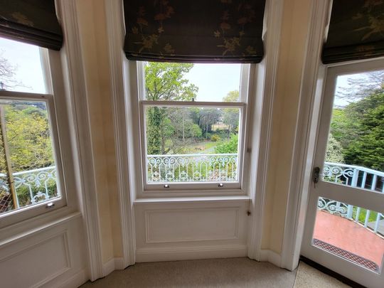 Boscombe Spa Road, Bournemouth - Photo 1