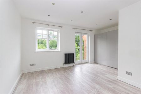 2 bedroom semi-detached house to rent - Photo 3