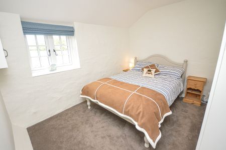 Litcham - Photo 3