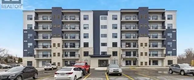 3320 STELLA CRESCENT Unit# 110 | 3320 STELLA CRESCENT Unit# 110, Windsor - Photo 1