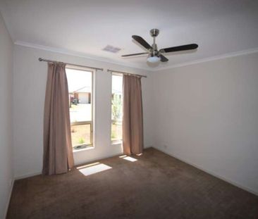 Lovely Family Home in Aldinga Beach - Photo 4