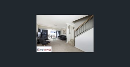 Modern Apartment in the Heart of Subiaco - Photo 4