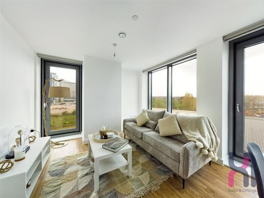 2 bedroom flat to rent - Photo 1
