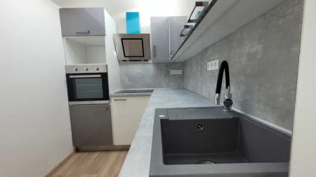 Podkrovní byt 3+1, Zámecké náměstí, Frýdek-Místek - Photo 4