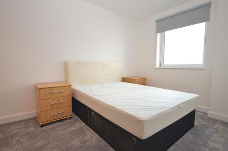 2 bedroom flat to rent - Photo 3