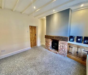 2 bedroom end of terrace house to rent - Photo 3