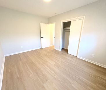 For Lease - 98 Newton Drive Unit# Main, Toronto, Ontario - Photo 6