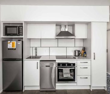 Fully Furnished 1 Bedroom - Photo 2