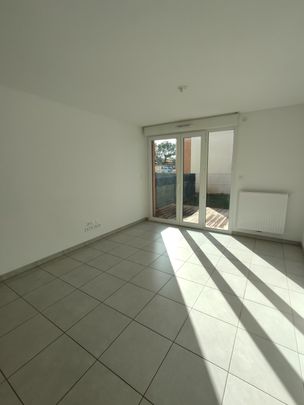 Location Appartement 2 pièces 41m² AUCAMVILLE 31140 - Photo 1