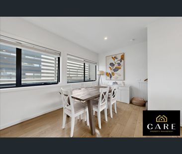 10 Kinsfolk Circuit, Doveton, Vic 3177 - Photo 2