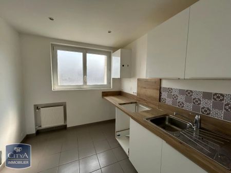 Appartement à louer 4 pièces 72.47m² - Photo 2