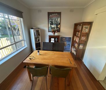 Cheltenham - Photo 3