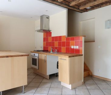 Location Appartement 3 pièces 56m² ST ETIENNE 42100 - Photo 3