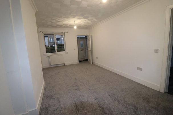 4 bedroom semi-detached house to rent - Photo 1