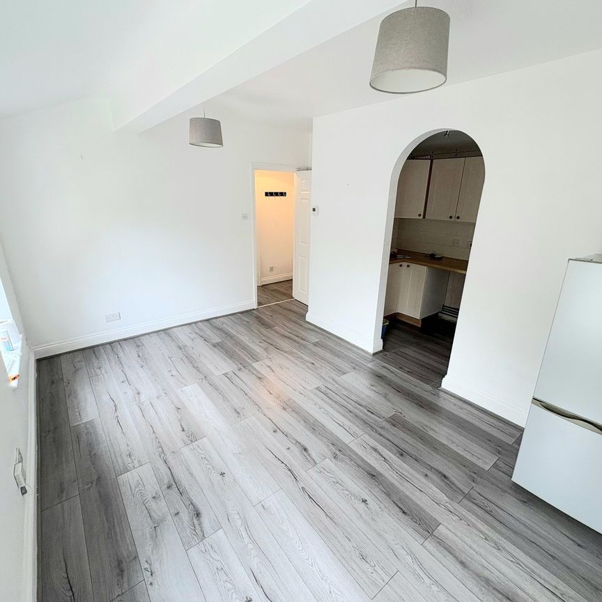 Grove Road, Hitchin - Photo 1