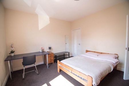 3 bedroom house share to rent - Photo 4