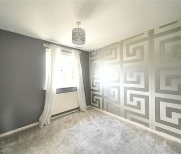 5 bedroom detached house to rent - Photo 1