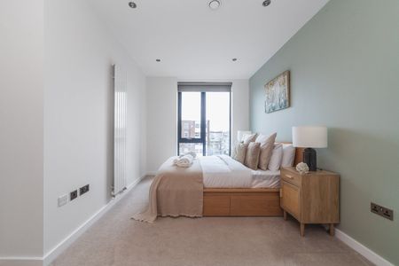 1 Bed Flat, Centric Close, NW1 - Photo 4