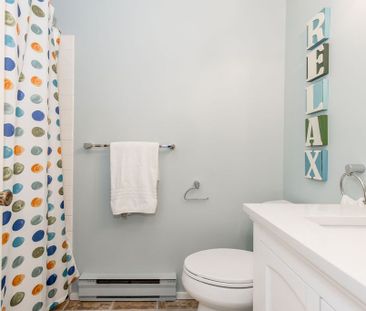 For Lease - 214 Escarpment Crescent, Collingwood, Ontario - Photo 6