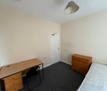 6 bedroom house share to rent - Photo 4