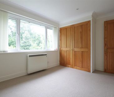 2 bedroom maisonette to rent - Photo 2