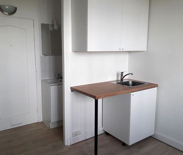 Location appartement 1 pièce, 14.00m², Versailles - Photo 3