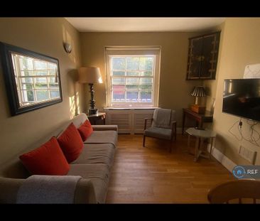 3 bedroom flat to rent - Photo 1