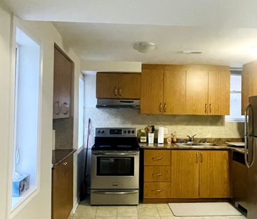 For Lease - 5551 Meadowcrest Avenue Unit# Finished BSMT, Mississaug... - Photo 6