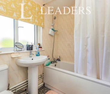 1 bedroom property to rent - Photo 5
