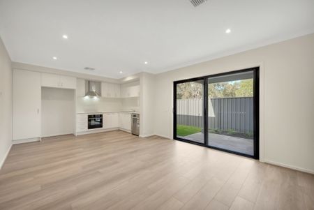 Modern Two-Bedroom New Build in Sought-After Golden Grove - Photo 5