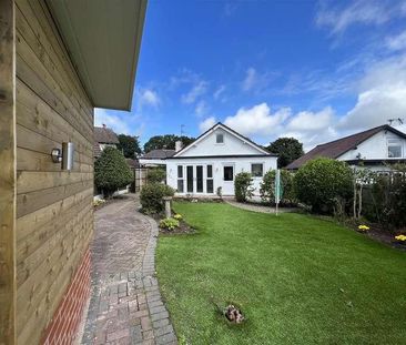 Florence Avenue, Heswall, Wirral, CH60 - Photo 1