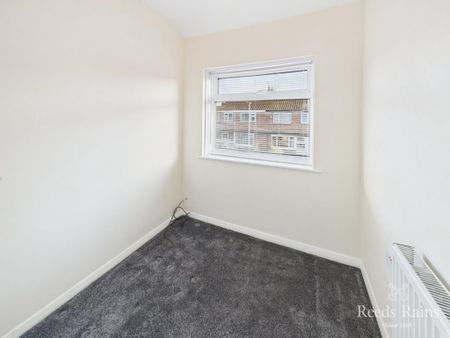 3 bedroom semi-detached house to rent - Photo 2