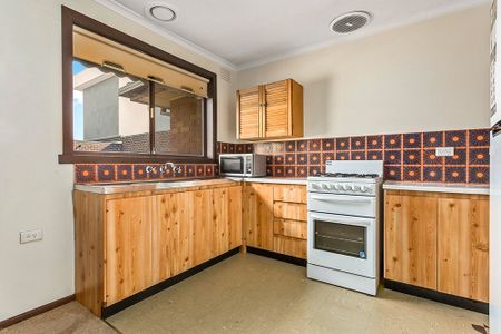 Space With Grace! - Photo 2