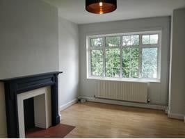 3 Bed Maisonette, Fieldview, SW18 - Photo 3