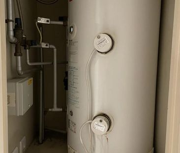 1 bedroom flat to rent - Photo 6