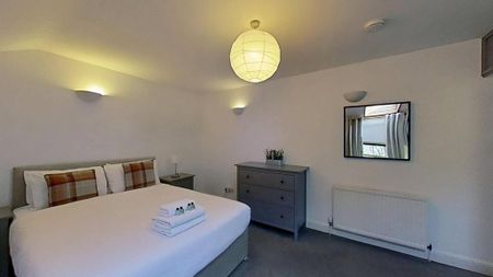 2 bedroom flat to rent - Photo 5