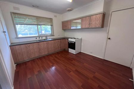 29 Hall Street, - Photo 3