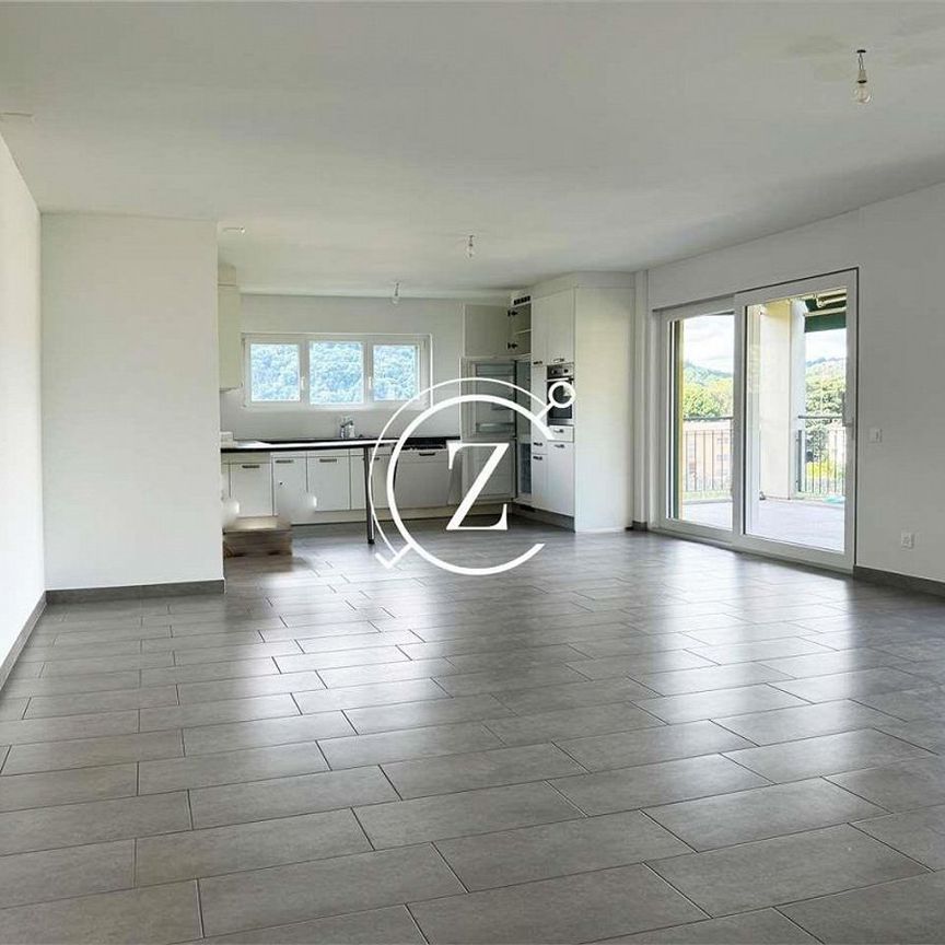 Geräumiges 4.5-Zimmer-Apartment in Balerna mit offener Aussicht - Foto 2